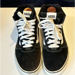 Vans Sk8 Hi Skate Shoe Black & White High- Sneakers